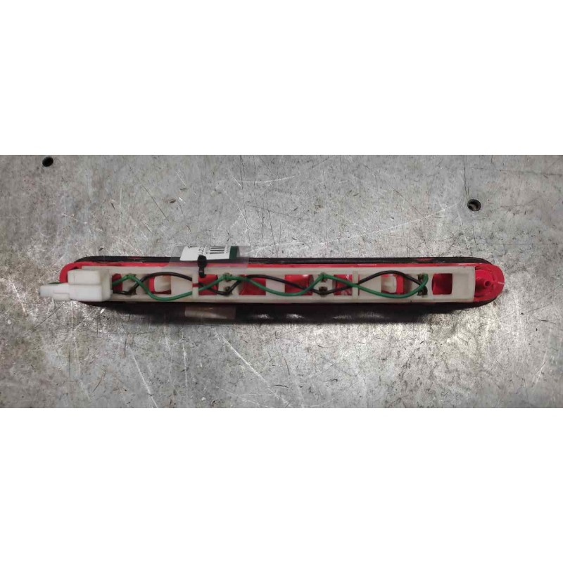 Recambio de luz central de freno para hyundai i20 city s referencia OEM IAM   2 PINS - Gris 2