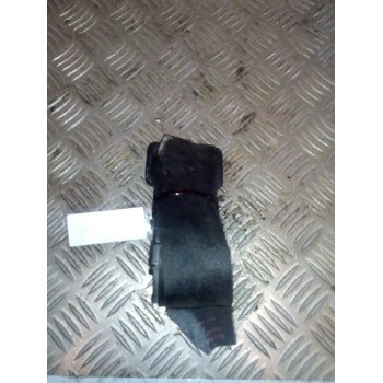 Recambio de cinturon seguridad delantero derecho para nissan trucks atleon 120 referencia OEM IAM  CINTURON CENTRAL 