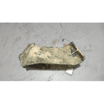 Recambio de soporte guardabarros trasero para daf xf 105 fa 105.460 (462cv) referencia OEM IAM   