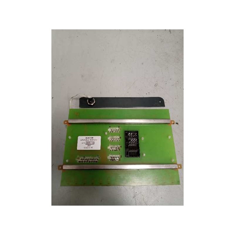 Recambio de cuadro instrumentos para volvo trucks b12b referencia OEM IAM 70303510 EGK-100 - Blanco 3