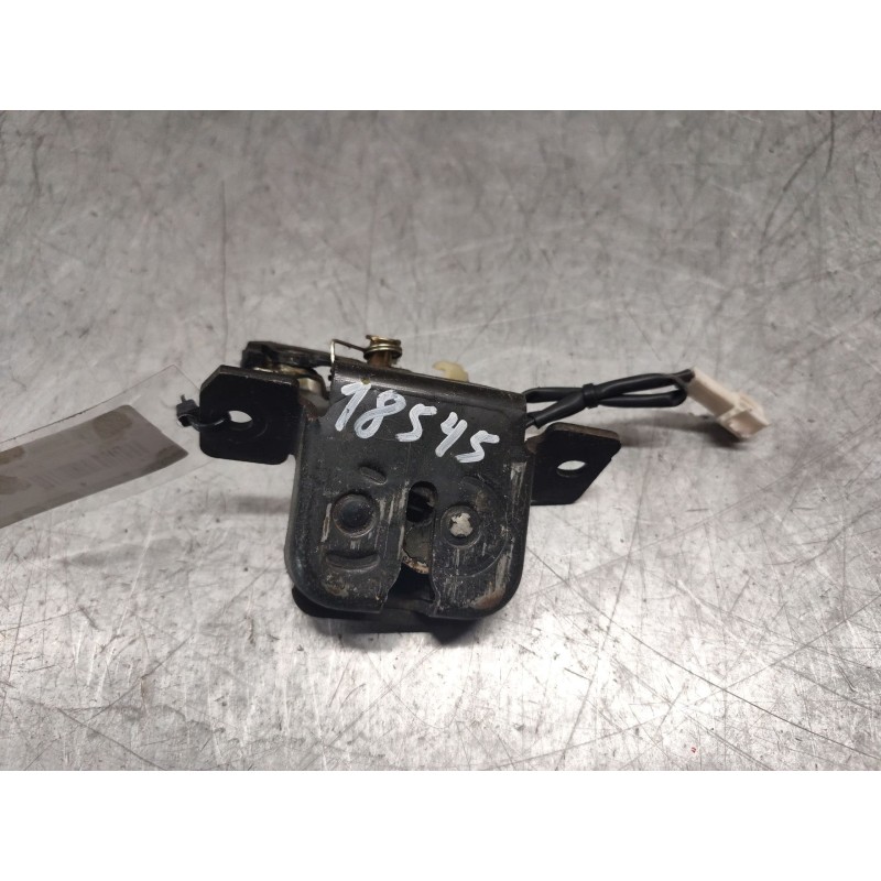 Recambio de cerradura maletero / porton para kia carens 2.0 crdi ex monovolumen referencia OEM IAM   