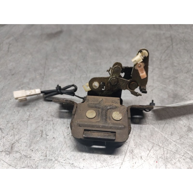 Recambio de cerradura maletero / porton para kia carens 2.0 crdi ex monovolumen referencia OEM IAM 2