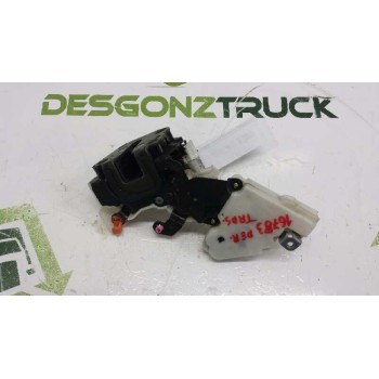 CERRADURA PUERTA TRASERA DERECHA 8255261001 