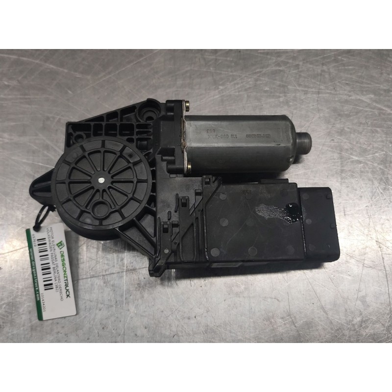 Recambio de motor elevalunas delantero derecho para volkswagen passat berlina (3b2) básico referencia OEM IAM 101434201 3