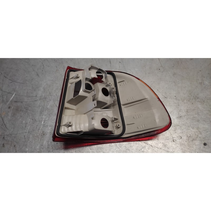 Recambio de piloto trasero izquierdo para opel astra f berlina cdx referencia OEM IAM 2