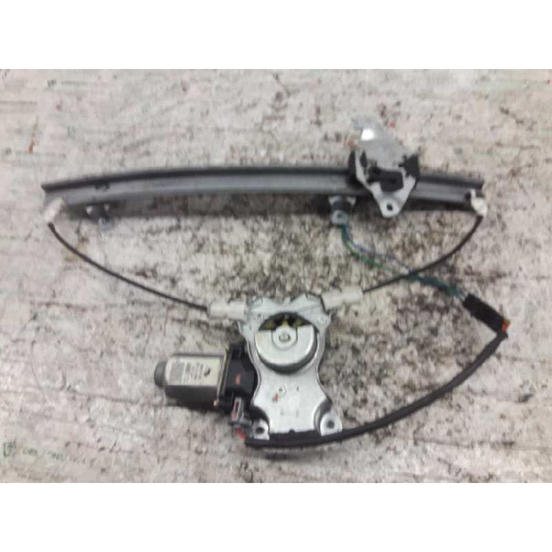 Recambio de elevalunas delantero izquierdo para nissan primera hatchback (p11) 2.0 td referencia OEM IAM 400601T3 2
