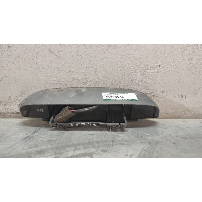 Recambio de luz central de freno para kia carens 2.0 crdi ex monovolumen referencia OEM IAM 2