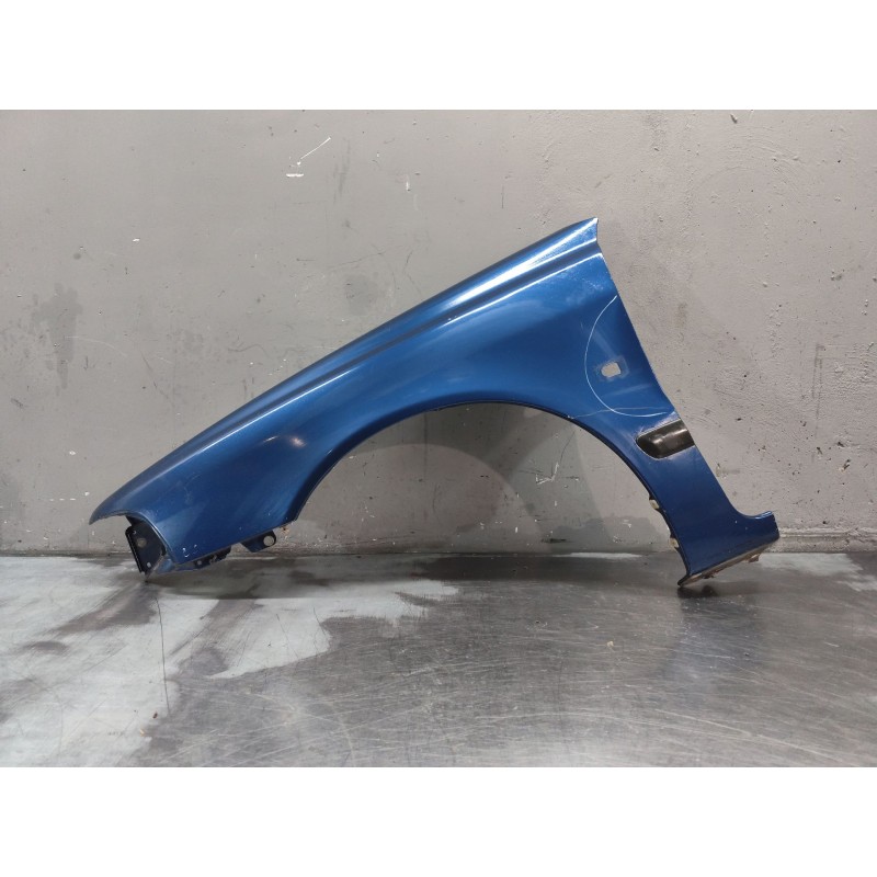 Recambio de aleta delantera izquierda para volvo s40 berlina referencia OEM IAM   