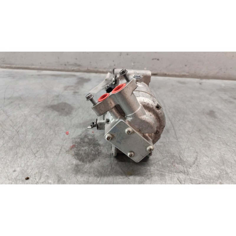 Recambio de compresor aire acondicionado para dacia sandero ii (b8_) 1.2 referencia OEM IAM 926006775RA - Blanco 2