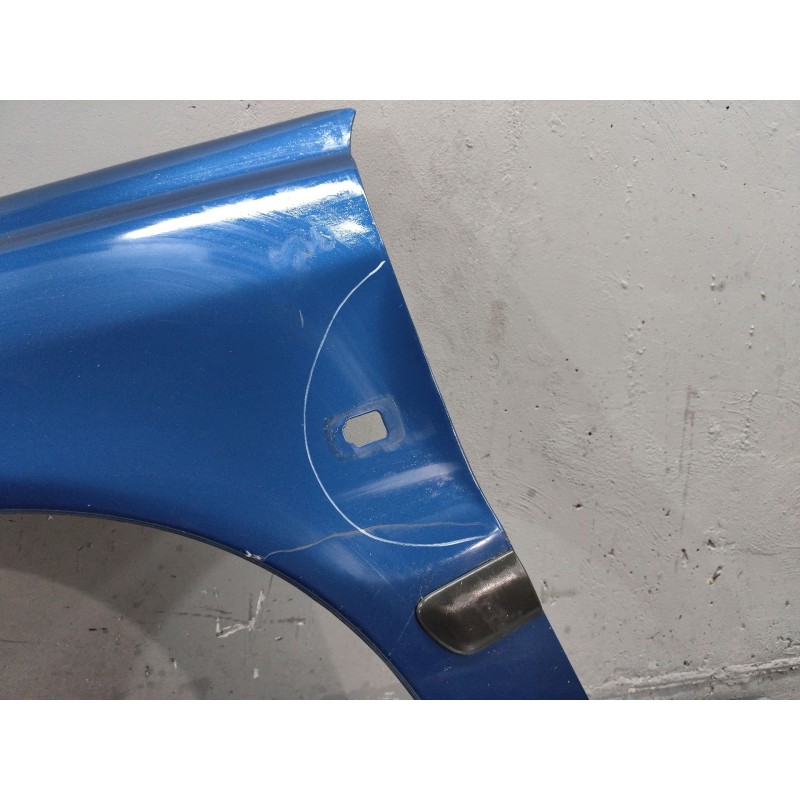 Recambio de aleta delantera izquierda para volvo s40 berlina referencia OEM IAM 4