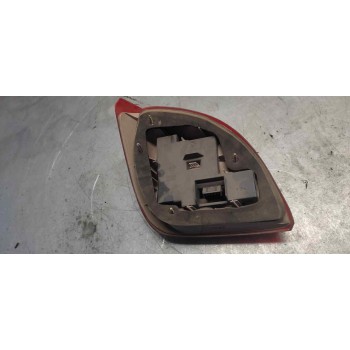 Recambio de piloto trasero derecho para ford fiesta berlina (dx) 1.25 16v cat referencia OEM IAM   