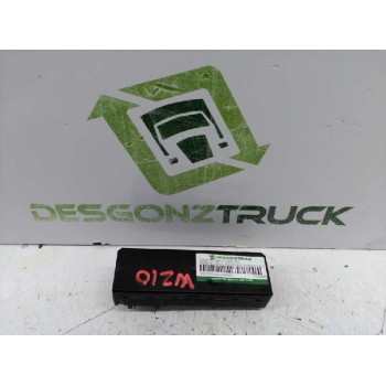 CAJA RELES / FUSIBLES A0005400172 