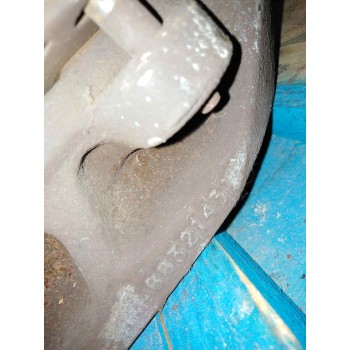 Recambio de pinza freno delantera izquierda para nissan trucks atleon 165 referencia OEM IAM 683214625 68321431 