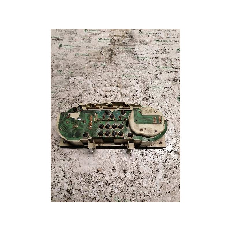 Recambio de cuadro instrumentos para alfa romeo 33 berlina 1.7 referencia OEM IAM 2