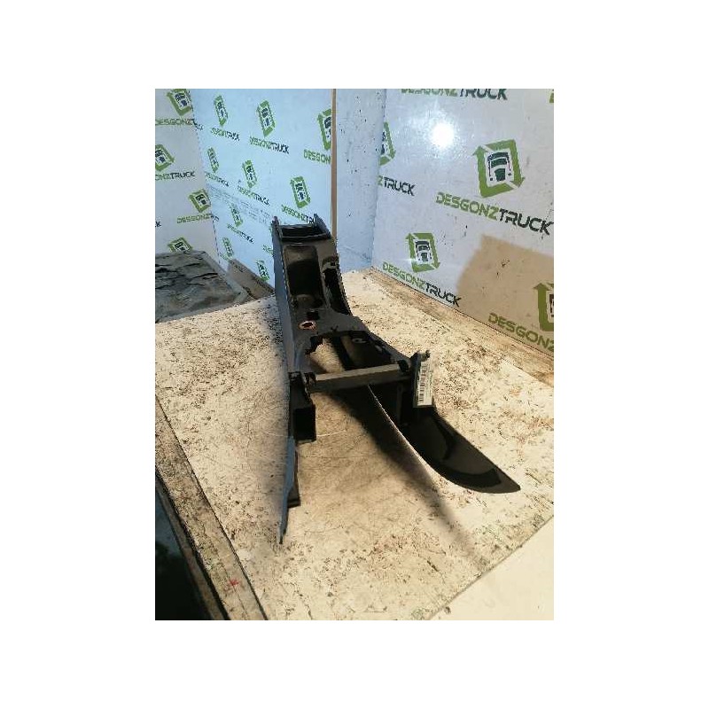 Recambio de guarnecidos palanca cambio para peugeot 308 referencia OEM IAM 9660529477 2