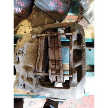 Recambio de pinza freno delantera derecha para nissan trucks atleon 165 referencia OEM IAM 683214635 68321431 