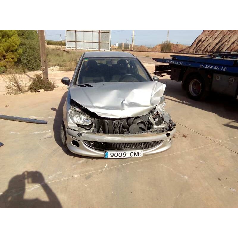 PEUGEOT 206 BERLINA