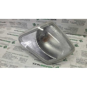 PILOTO DELANTERO DERECHO 084311515RF COLOR BLANCO 