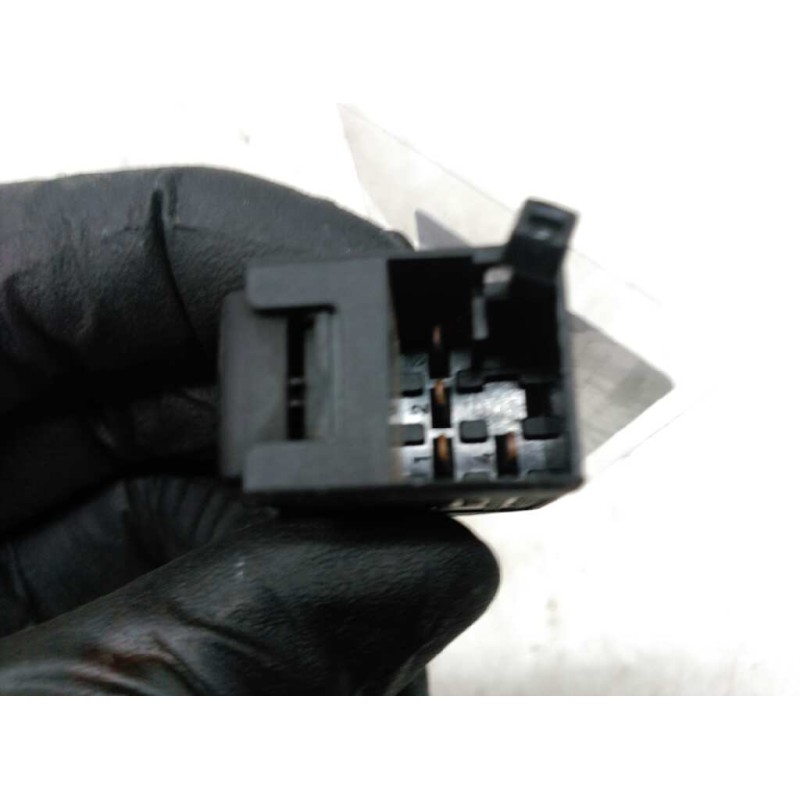 Recambio de mando elevalunas delantero derecho para volkswagen golf iv berlina (1j1) básico referencia OEM IAM 3B0959855BFKZ - Blanco 2