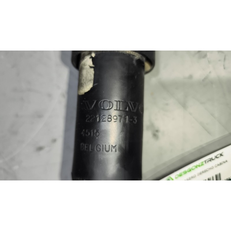 Recambio de amortiguador trasero derecho cabina para volvo fh 500 referencia OEM IAM 22128971 - Blanco 2
