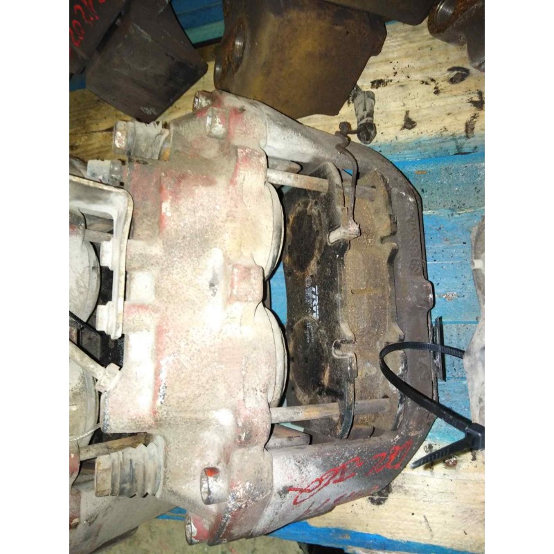 Recambio de pinza freno delantera derecha para iveco eurocargo chasis  (typ 75 e 14) tráfico urbano referencia OEM IAM 98493241 - Blanco