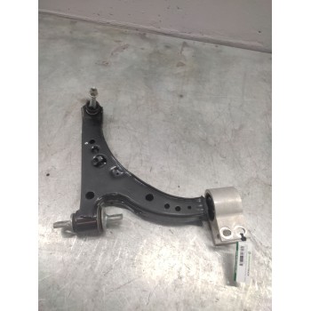 BRAZO SUSPENSION INFERIOR DELANTERO DERECHO 