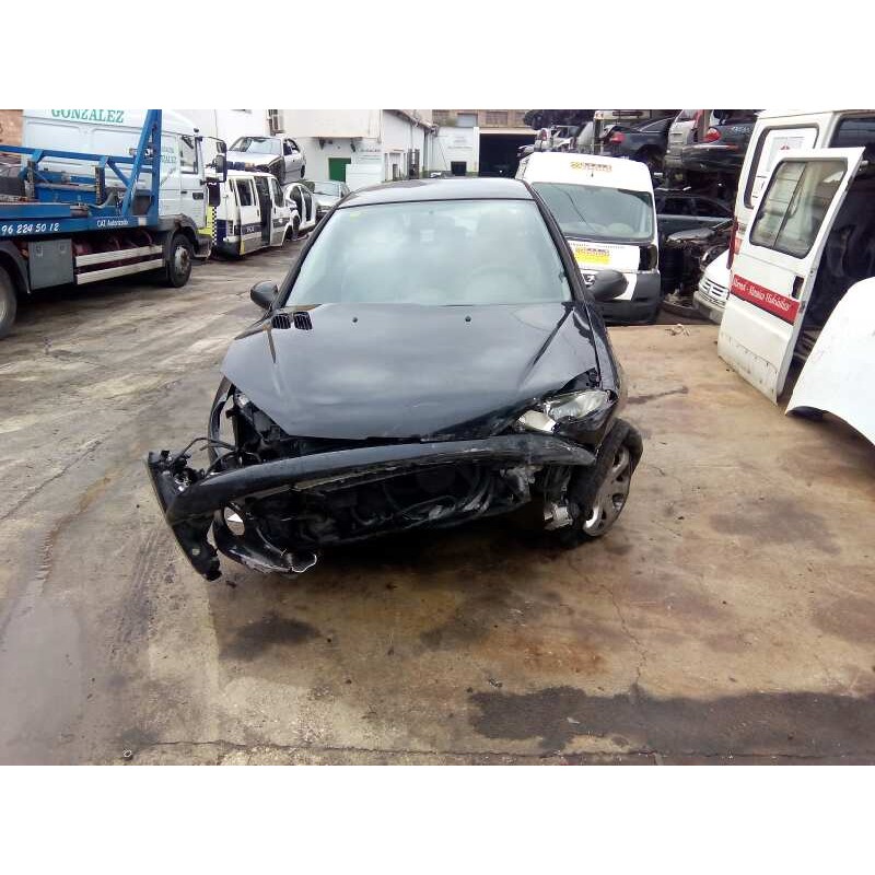 PEUGEOT 206 BERLINA