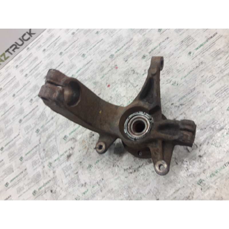 Recambio de mangueta delantera derecha para renault megane ii classic berlina 1.5 dci diesel referencia OEM IAM 3