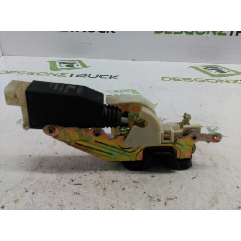 Recambio de cerradura puerta delantera derecha para opel astra f berlina básico referencia OEM IAM 134179 2