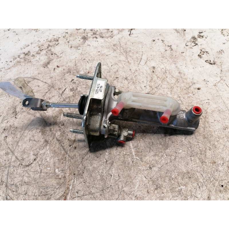 Recambio de bomba freno para toyota prius (nhw20) basis referencia OEM IAM 13203040120  