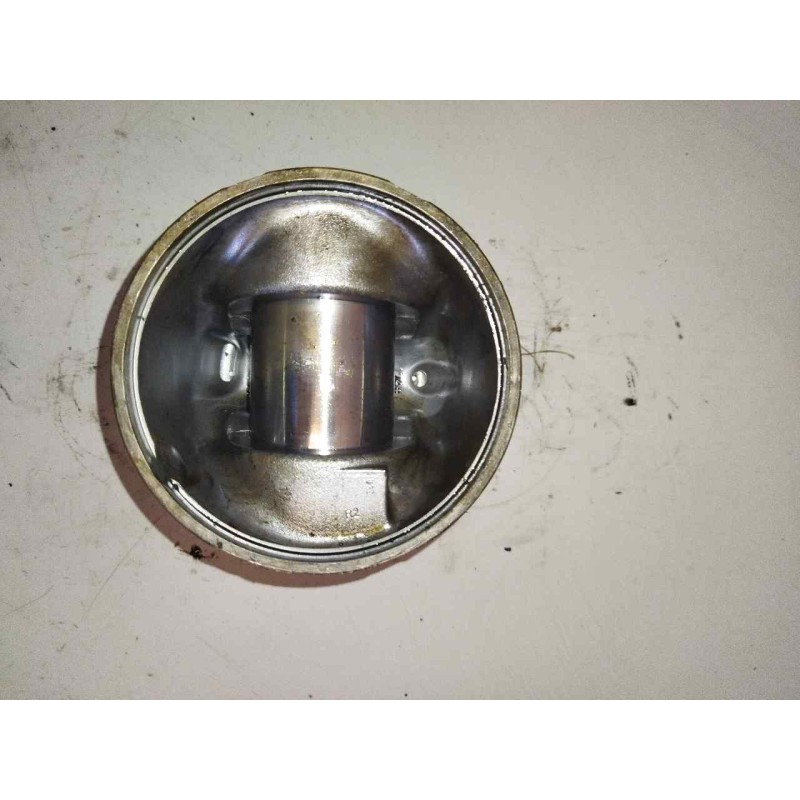 Recambio de piston para man tg - a 18.430 fg / bb (e3/e4) xl referencia OEM IAM 51025006260 51025006298 3