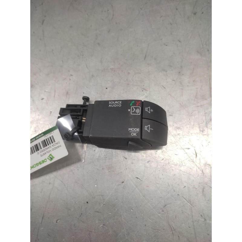 Recambio de mando volante para dacia sandero ii tce 90 (b8m1, b8ma) referencia OEM IAM  6 PINS 