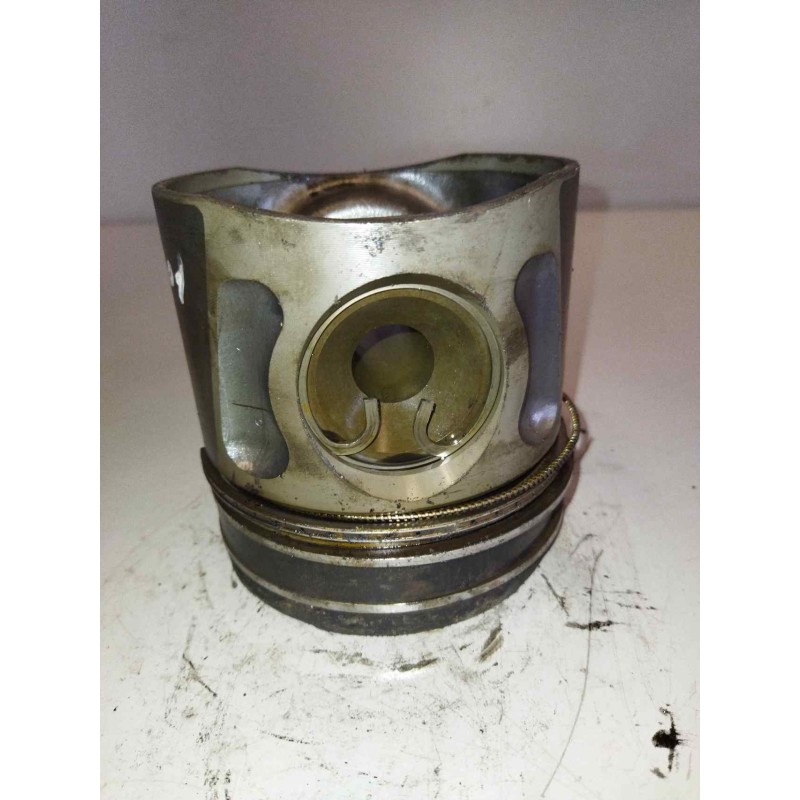 Recambio de piston para man tg - a 18.430 fg / bb (e3/e4) xl referencia OEM IAM 51025006260 51025006298 4