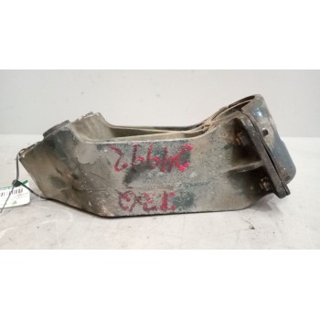 Recambio de soporte guardabarros trasero para daf serie xf105.xxx 12.9 diesel referencia OEM IAM   