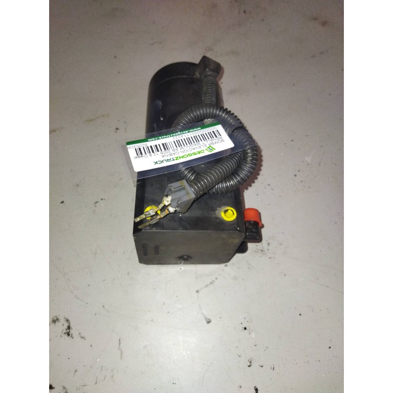 Recambio de bomba elevacion cabina para renault magnum ab diesel referencia OEM IAM 82053298 1238198466 