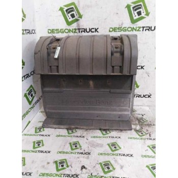 Recambio de guardabarros trasero derecho para mercedes trucks actros mp 2/ mp 3 1841 ls (408cv) referencia OEM IAM   