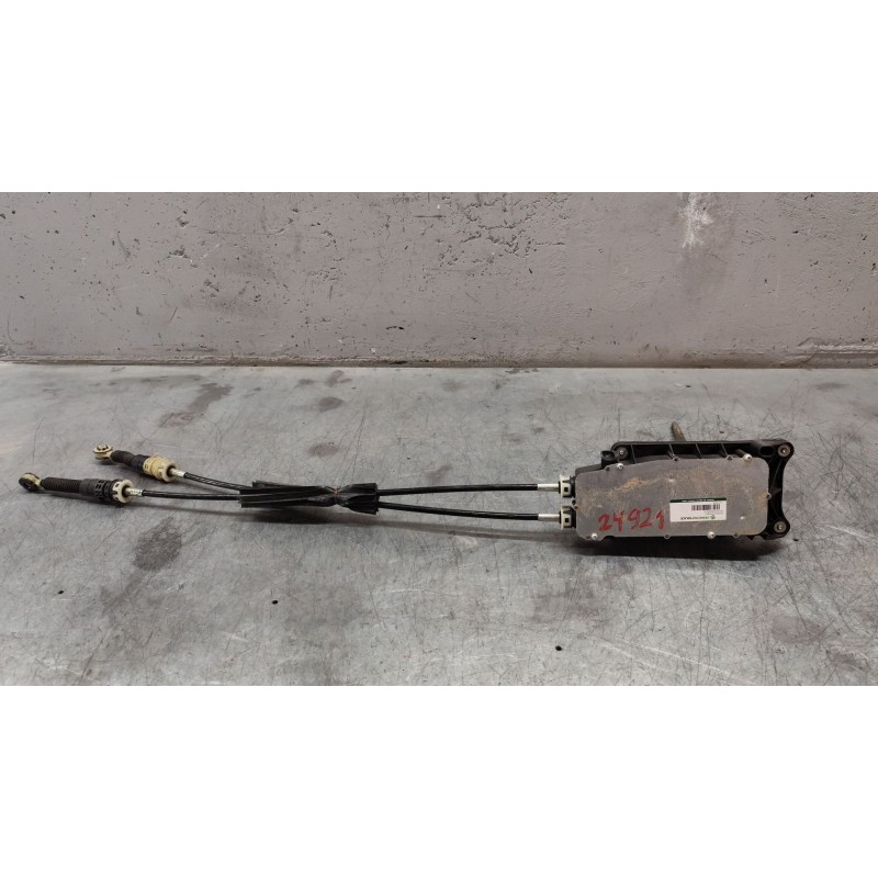 Recambio de palanca cambio para dacia sandero ii (b8_) 1.2 referencia OEM IAM - Blanco 2