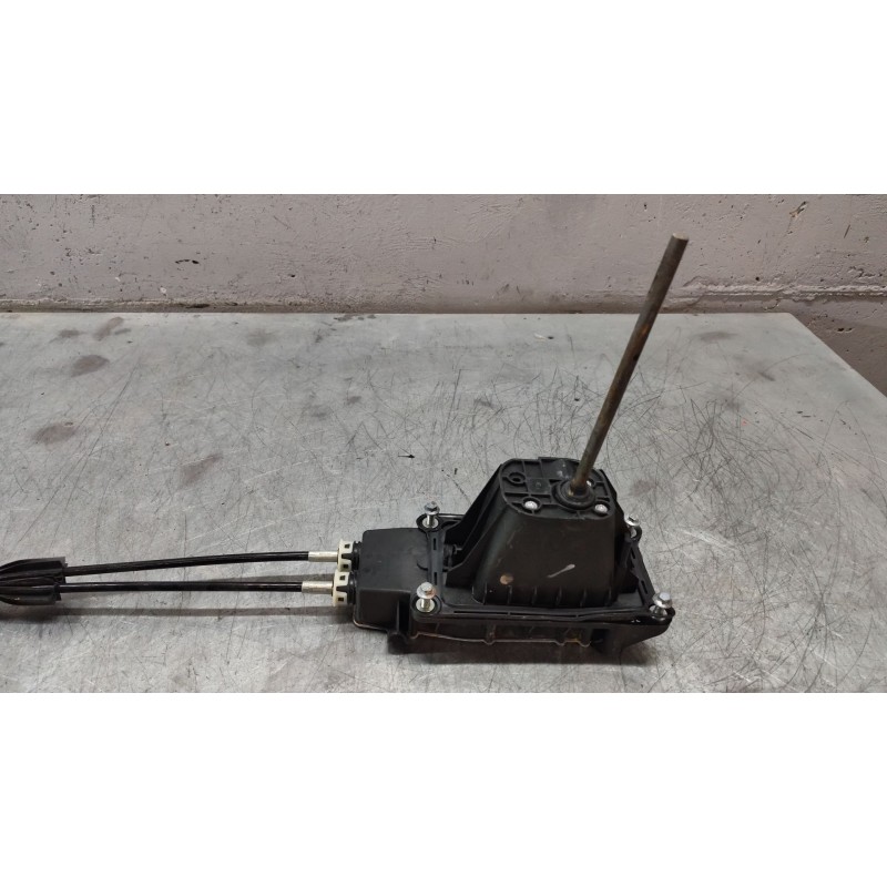 Recambio de palanca cambio para dacia sandero ii (b8_) 1.2 referencia OEM IAM - Blanco 3