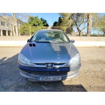 PEUGEOT 206 BERLINA