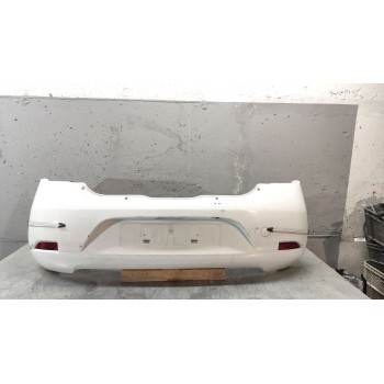 PARAGOLPES TRASERO 