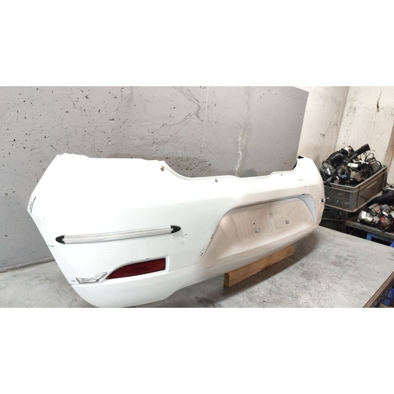 Recambio de paragolpes trasero para dacia sandero ii (b8_) 1.2 referencia OEM IAM - Blanco 2
