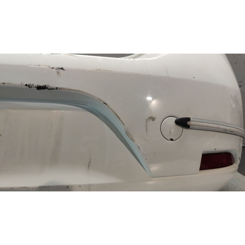 Recambio de paragolpes trasero para dacia sandero ii (b8_) 1.2 referencia OEM IAM - Blanco 8