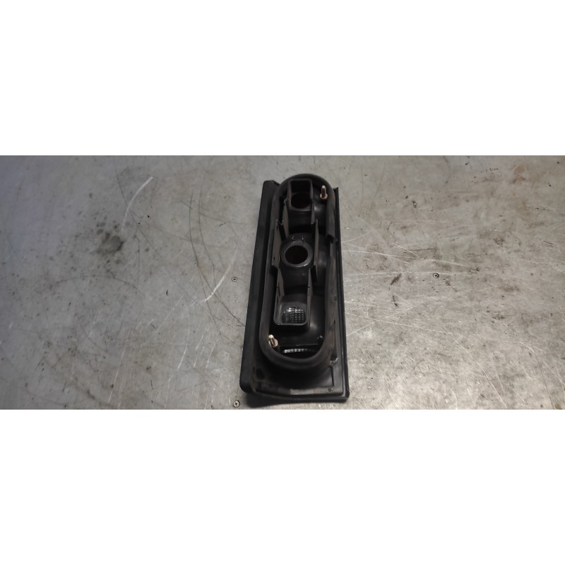 Recambio de piloto trasero derecho para renault rapid/express (f40) 1.9 d transporter t55/64 (f40p) referencia OEM IAM 2