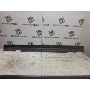 Recambio de estribo derecho para bmw serie 3 berlina (e46) 320i referencia OEM IAM 51718209756  