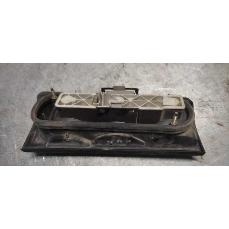 Recambio de piloto trasero derecho para renault rapid/express (f40) 1.9 d transporter t55/64 (f40p) referencia OEM IAM 2