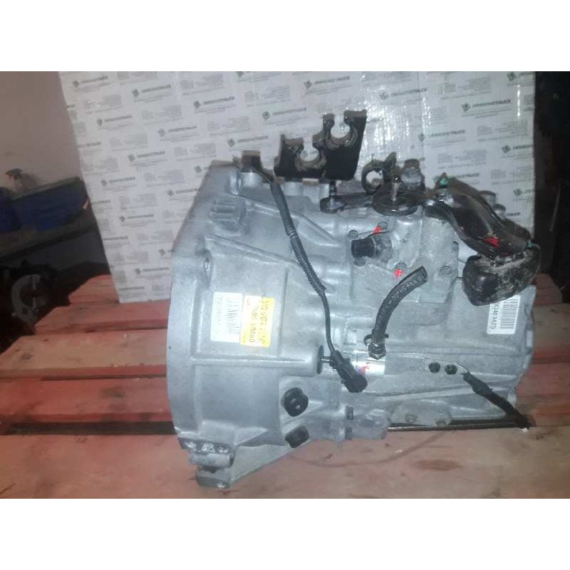 Recambio de caja cambios para kia carnival 2.9 crdi cat referencia OEM IAM Y060403425 4300038050 4