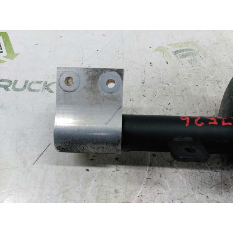 Recambio de amortiguador delantero izquierdo para peugeot 307 (s1) xs referencia OEM IAM 5202CY - Blanco 2