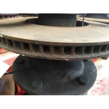 Recambio de buje delantero para renault midlum referencia OEM IAM   