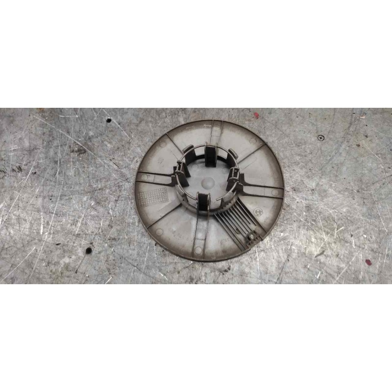 Recambio de tapacubos para bmw serie 5 berlina (e34) referencia OEM IAM 1178728 17.70CM 2