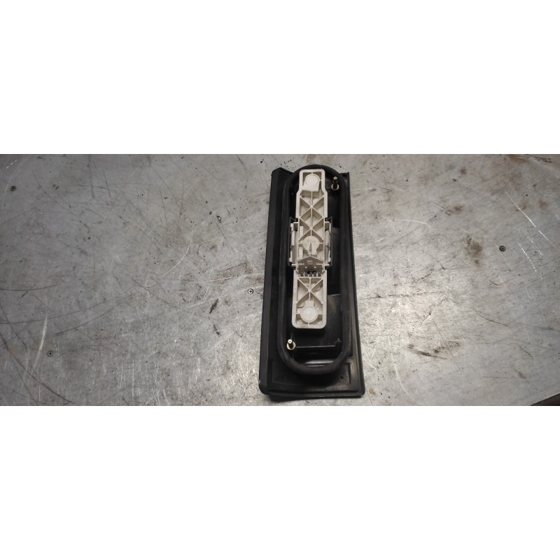 Recambio de piloto trasero derecho para renault rapid/express (f40) 1.9 d transporter t55/64 (f40p) referencia OEM IAM 2